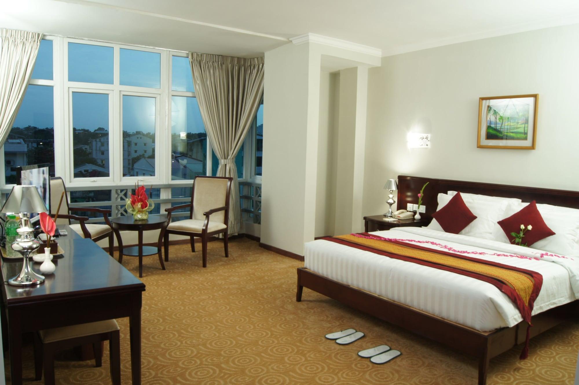 Green Leaf Hotel Yangon Exterior photo