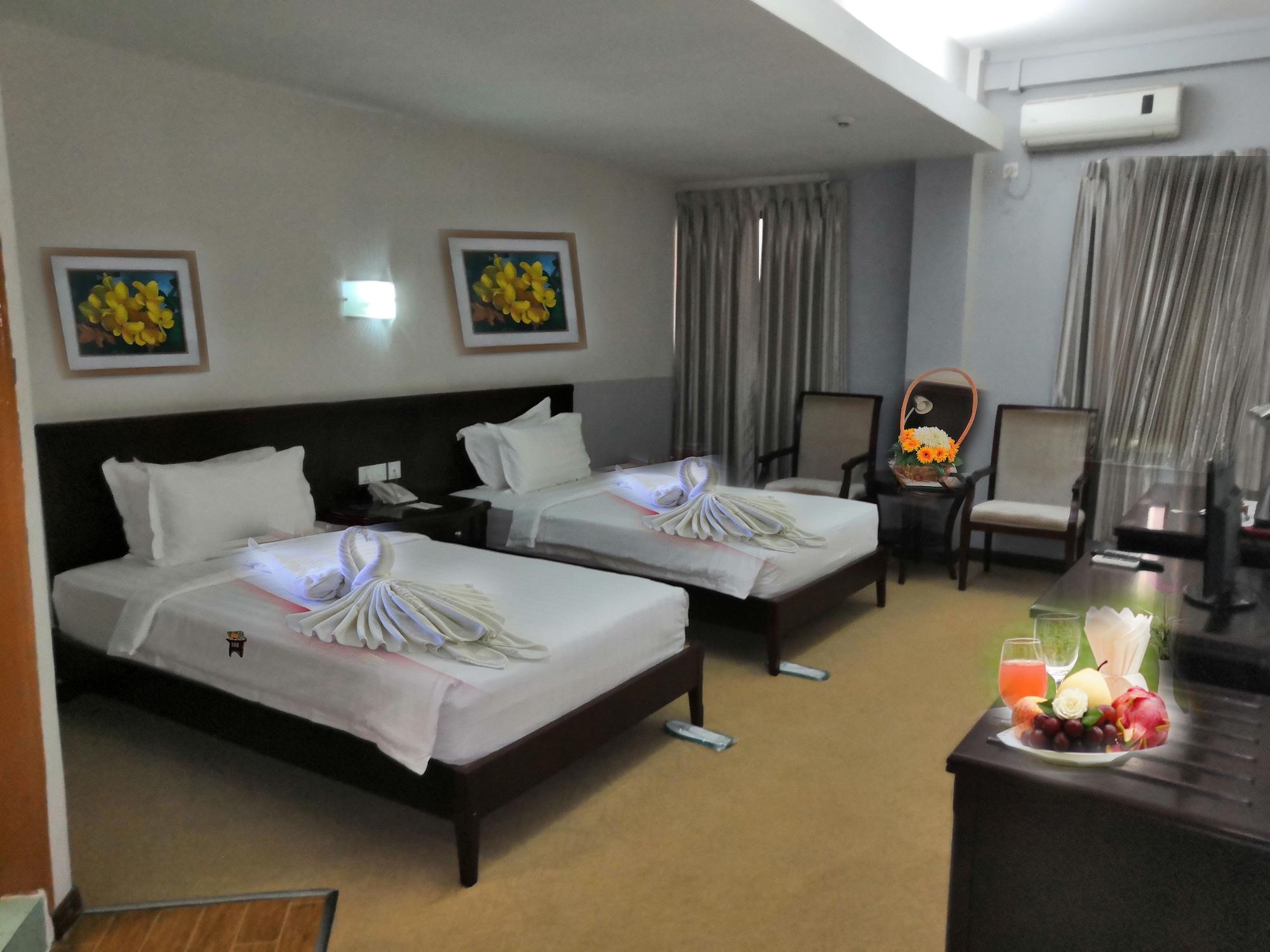 Green Leaf Hotel Yangon Exterior photo