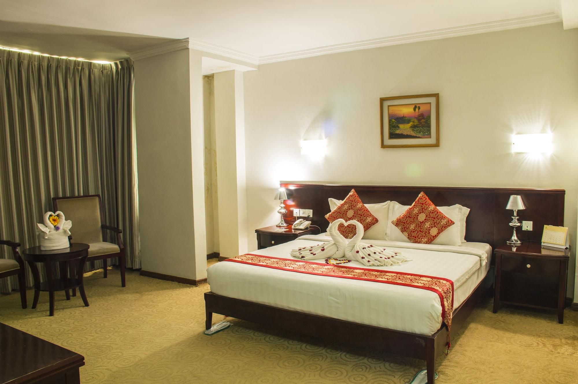 Green Leaf Hotel Yangon Exterior photo
